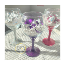 Load image into Gallery viewer, Glitter Wine Glasses - Valentines Collection
